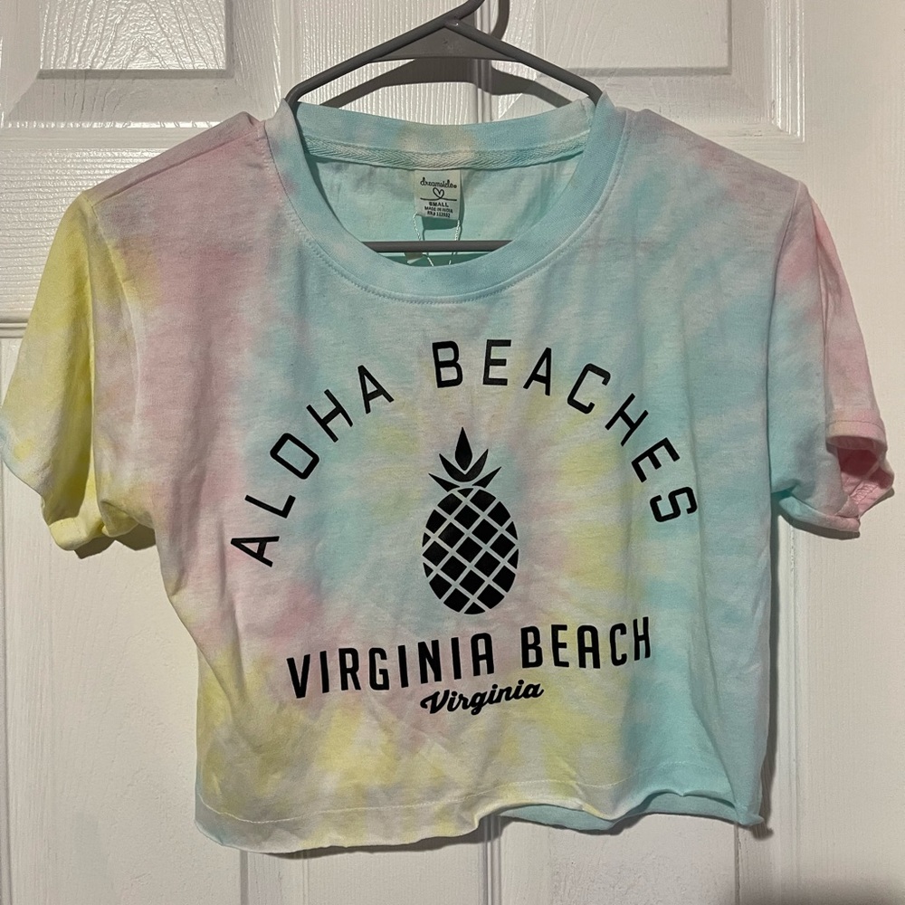 NWT Virginia Beach Crop Top - super cute